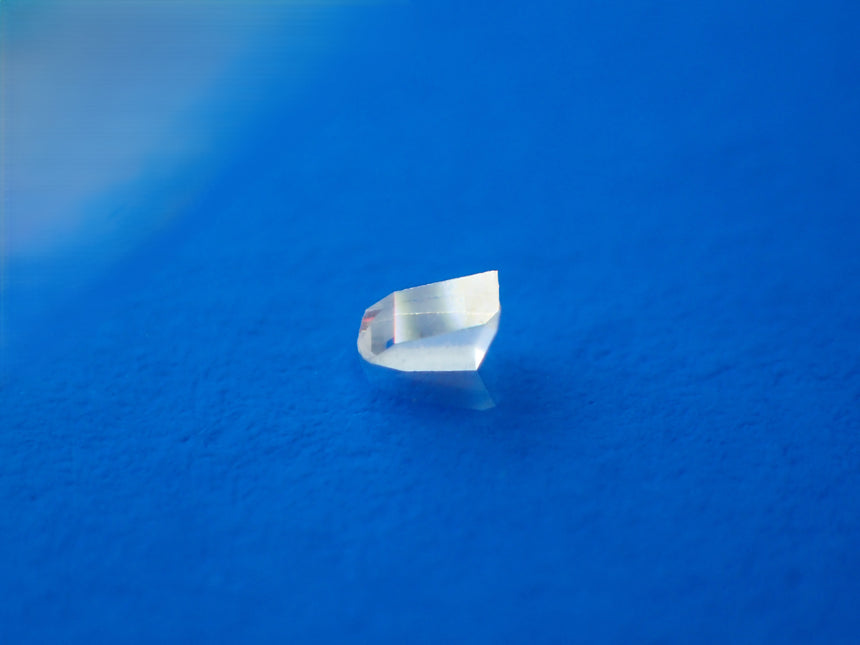 Prisma 1,00 x 0,92 x 30° (ACMI G27-30A)